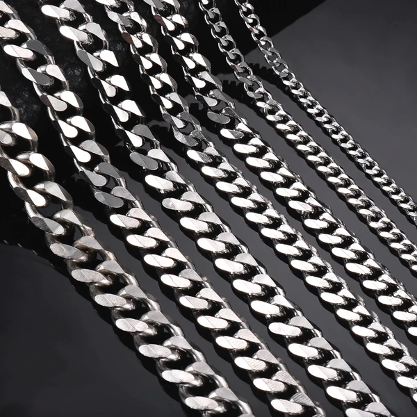 3-11mm Cuban Link Chain Necklace on model view 2