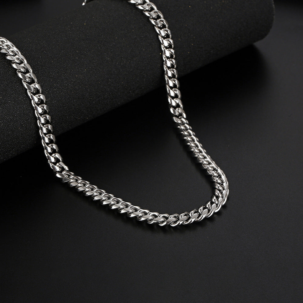 Cuban Link Chain Necklace on model view 3
