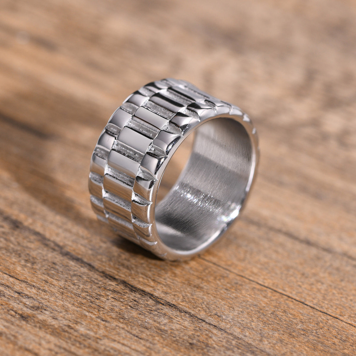 Stainless Steel Link Band Ring, black finish, textured view 3