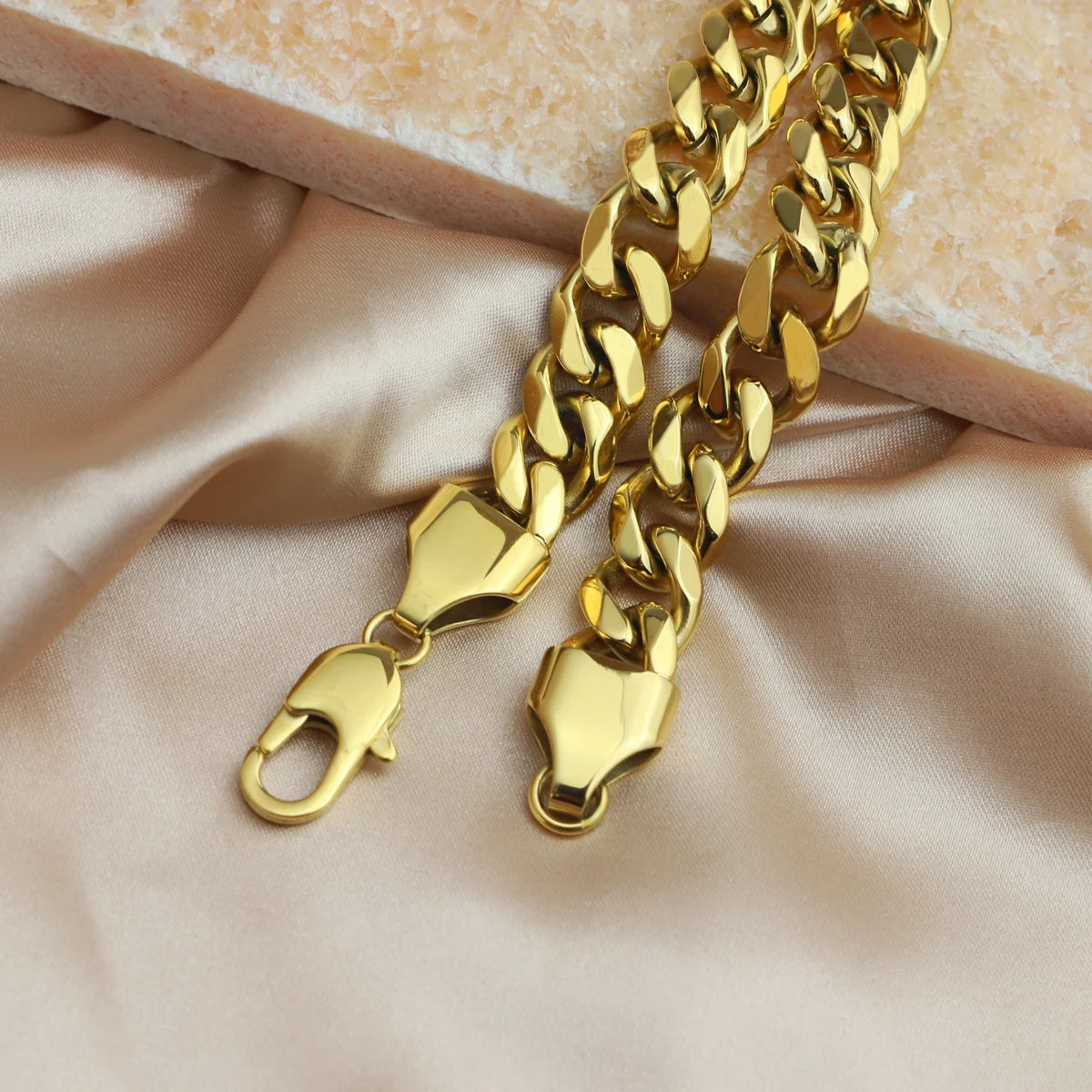 Gold Cuban Link Chain Bracelet for Men