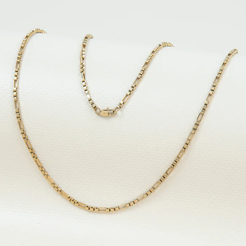 Polished Gold Tone Rectangular Link Chain Necklace