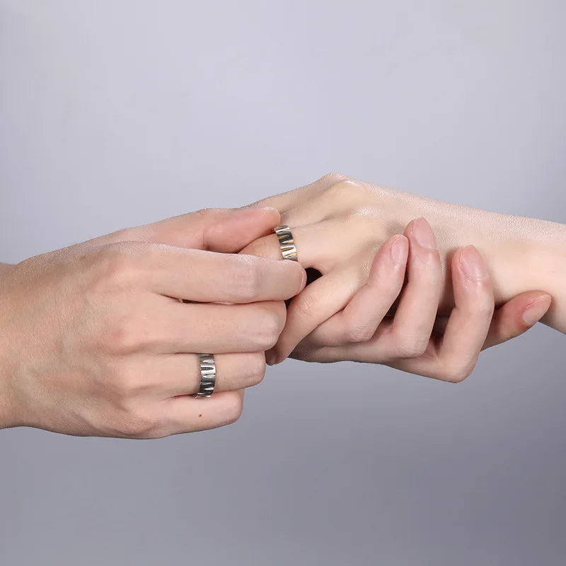 Asymmetric Slanted Wheel Pattern Titanium Ring