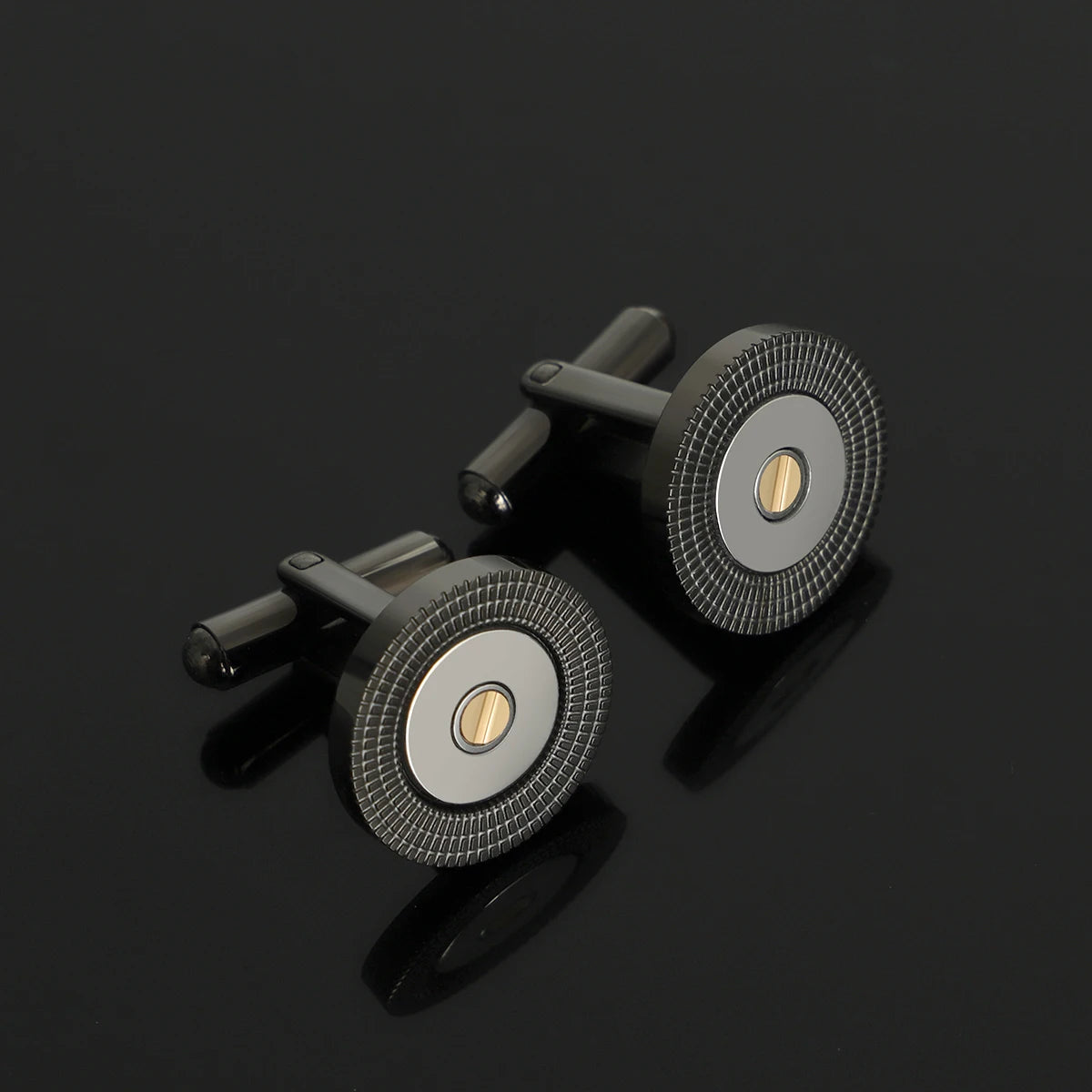 Златни масивни черни ръкавели