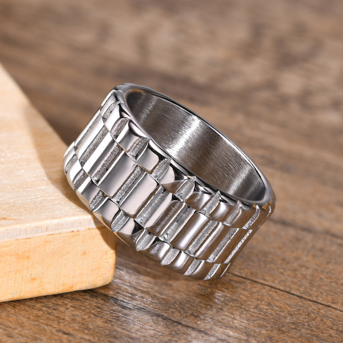 Stainless Steel Link Band Ring, black finish, textured view 2