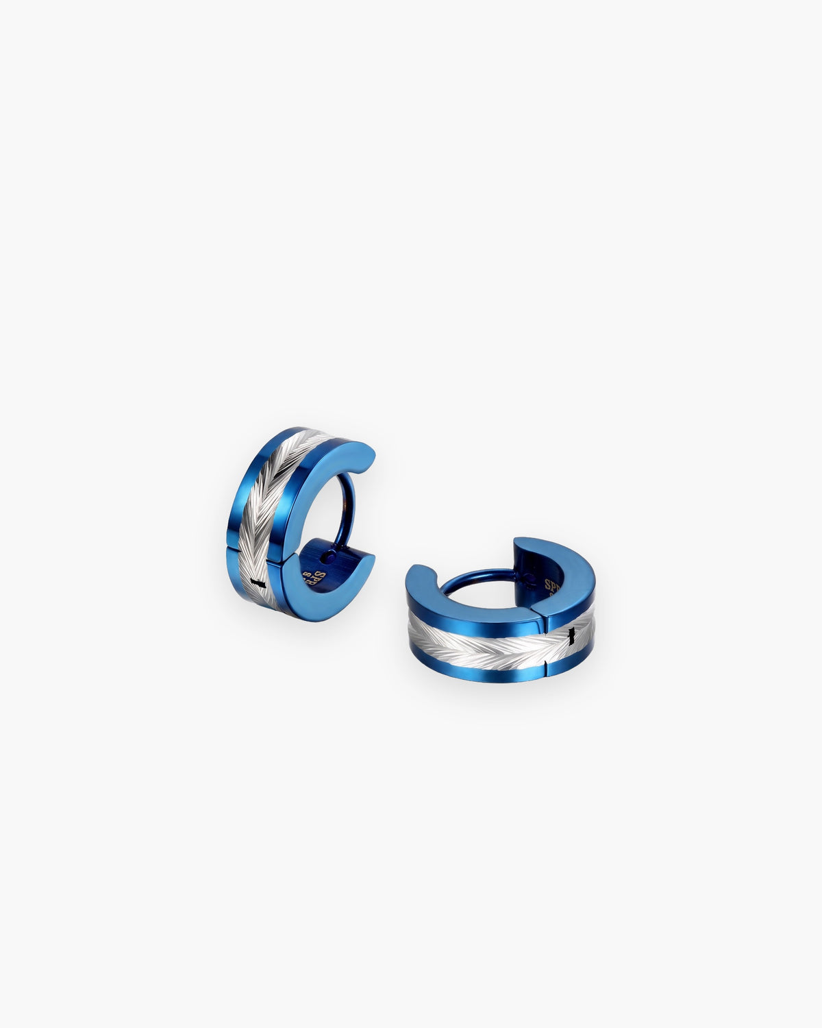 Atlas chevron inlay hoop earring in blue titanium steel [c:blue]