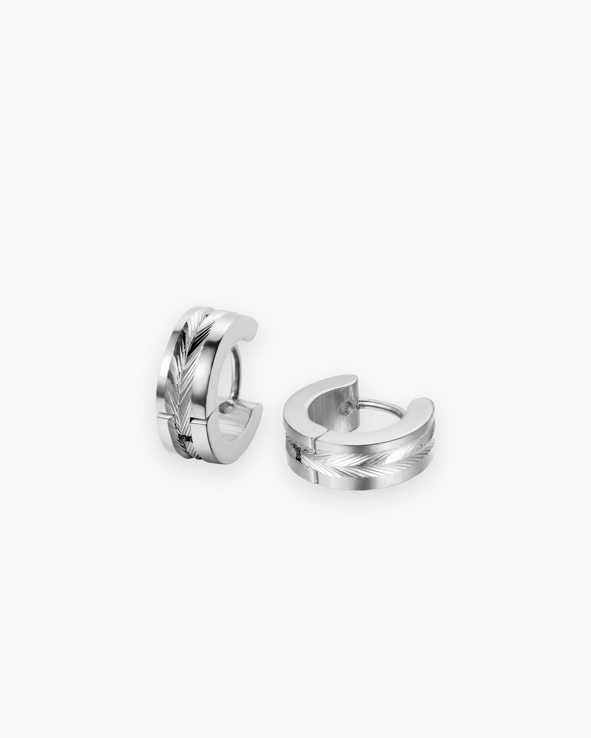 Atlas chevron inlay hoop earring in silver titanium steel [c:silver]