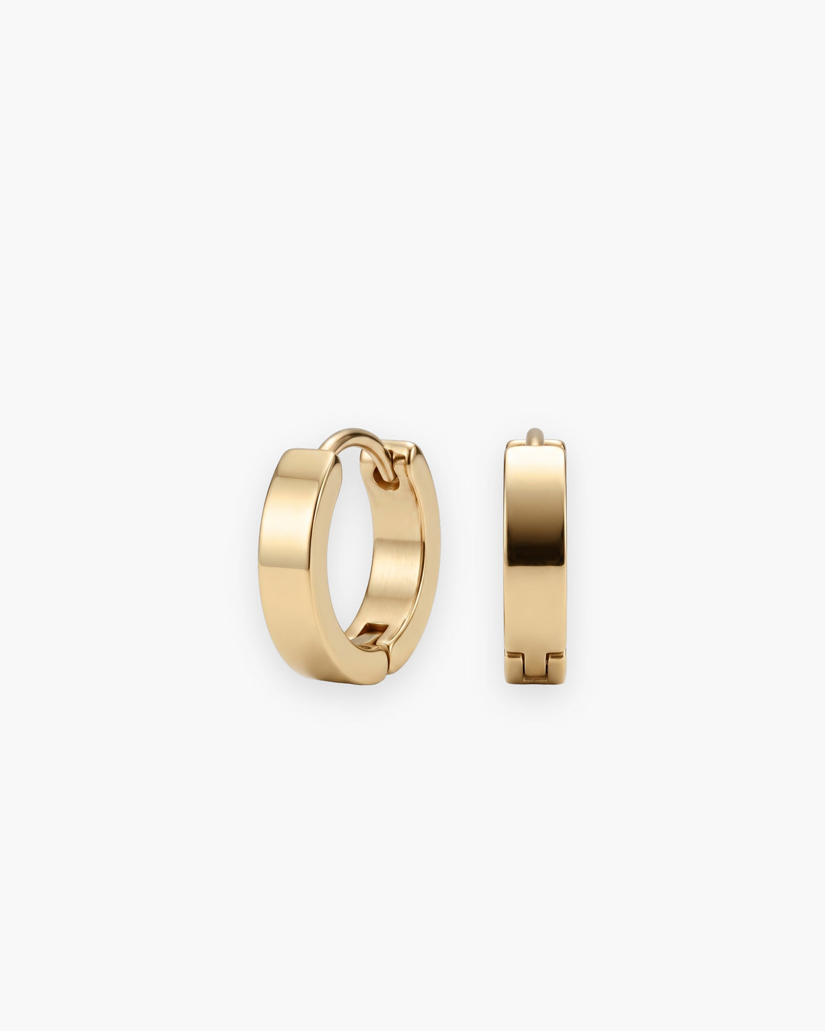 Atlas huggie hoop earrings, 4 mm wide, 9 mm across, in gold-tone stainless steel [c:gold]