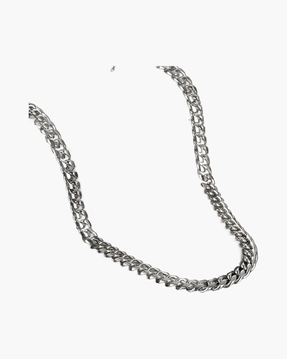 Cuban Link Chain Necklace on model view 3